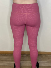 Load image into Gallery viewer, Lilly Mauve Leopard Print Leggings - Rusty Soul