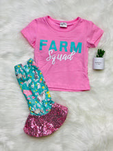 Load image into Gallery viewer, Ariella Farm Animal Mint Capris Bell Bottoms - Rusty Soul