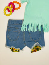 Load image into Gallery viewer, Jessica Distressed Sunflower Pocket Shorts - Rusty Soul