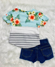 Load image into Gallery viewer, Laila Blue & Flower Shirt - Rusty Soul