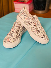 Load image into Gallery viewer, Avery Slipon Unicorn Sneakers - Rusty Soul