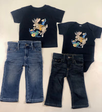 Load image into Gallery viewer, Cooper Darkwash Wrangler Jeans