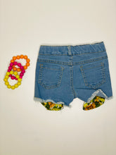 Load image into Gallery viewer, Jessica Distressed Sunflower Pocket Shorts - Rusty Soul