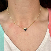 Load image into Gallery viewer, Black Howlite Triangle Gold Choker Necklace
